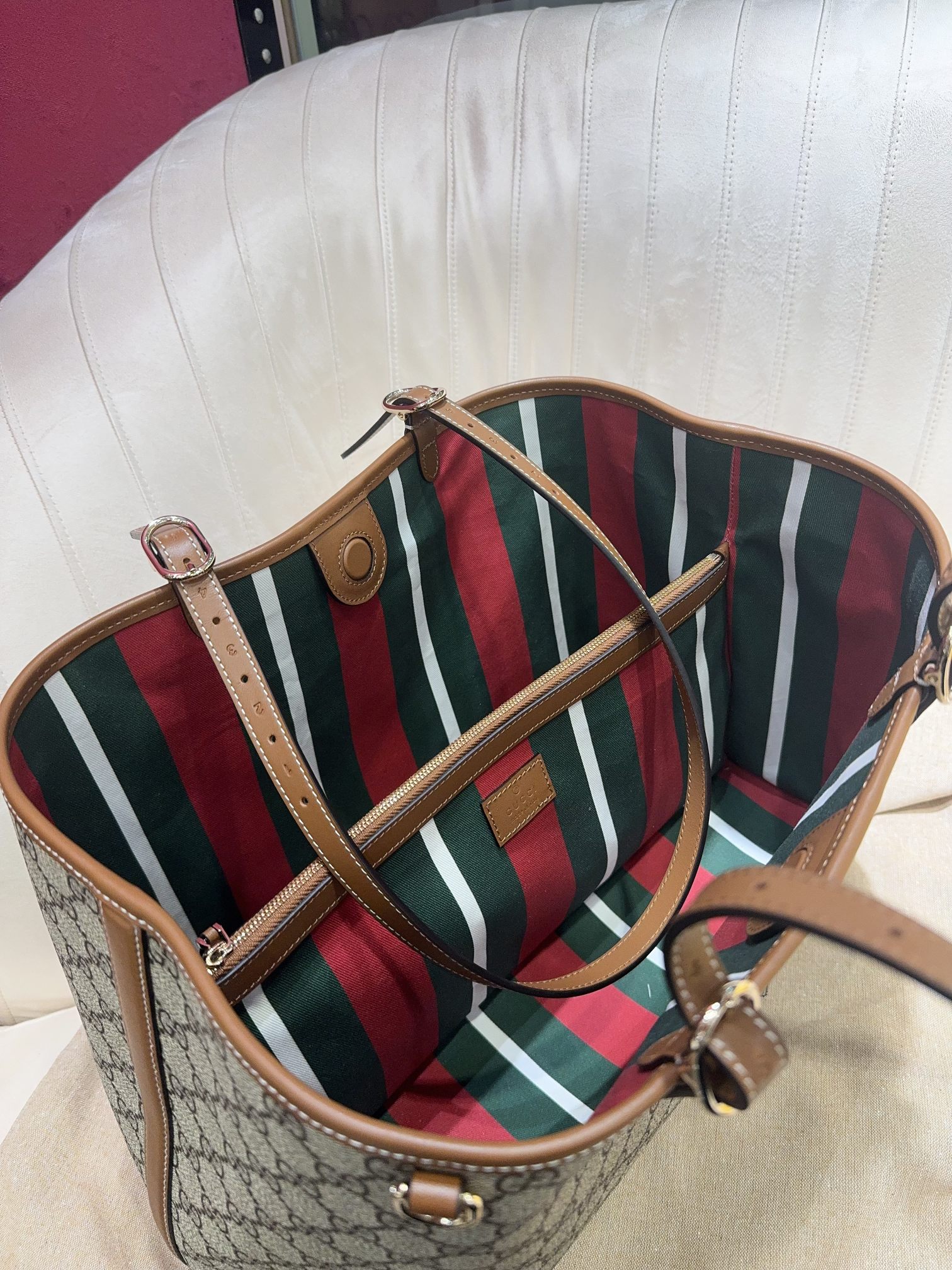 [TOP] GUCCI Emblen Bucket Bag 20.5*18*11.5CM/38*25.5*15CM - Brown