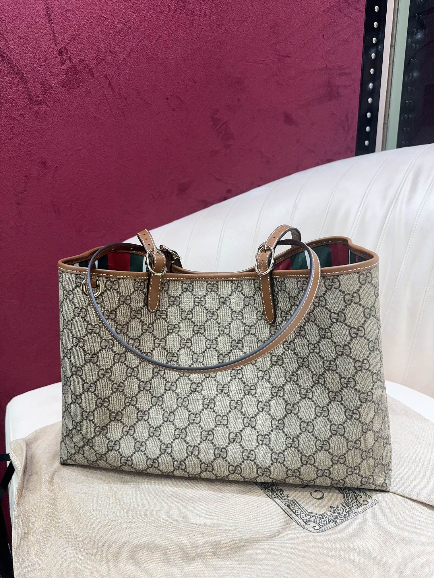 [TOP] GUCCI Emblen Bucket Bag 20.5*18*11.5CM/38*25.5*15CM - Brown