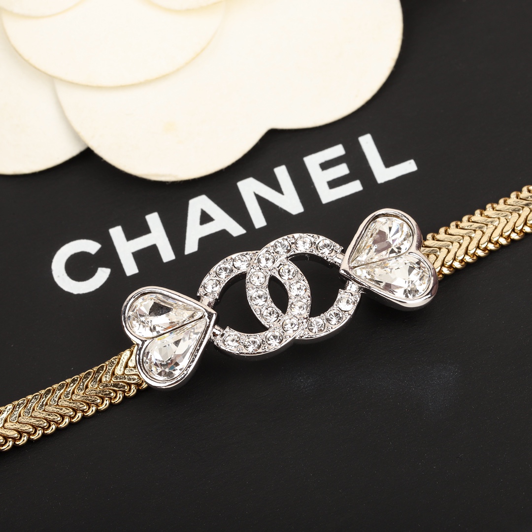 [TOP] CHANEL Bracelet - Gold
