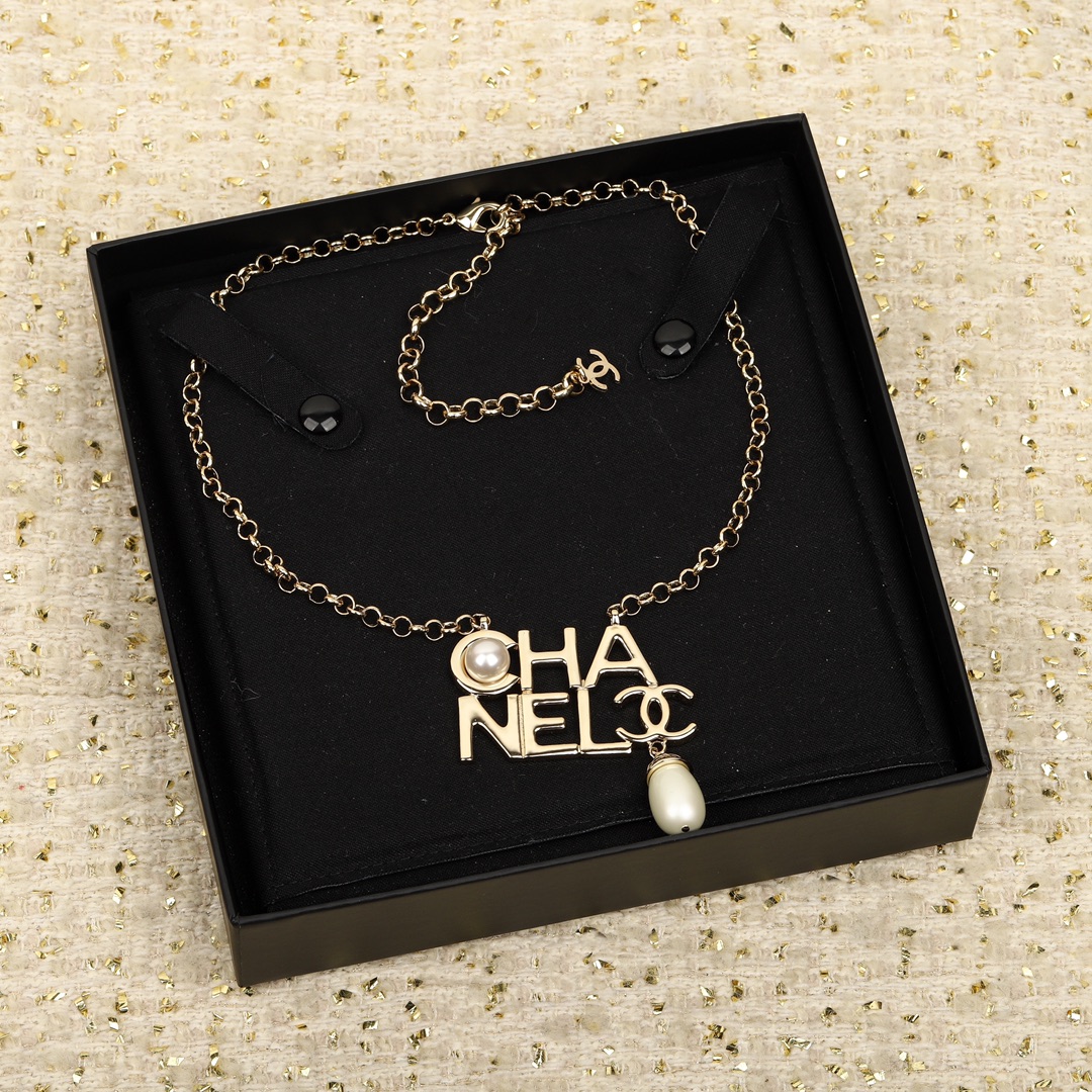 [TOP] CHANEL Necklace - Gold