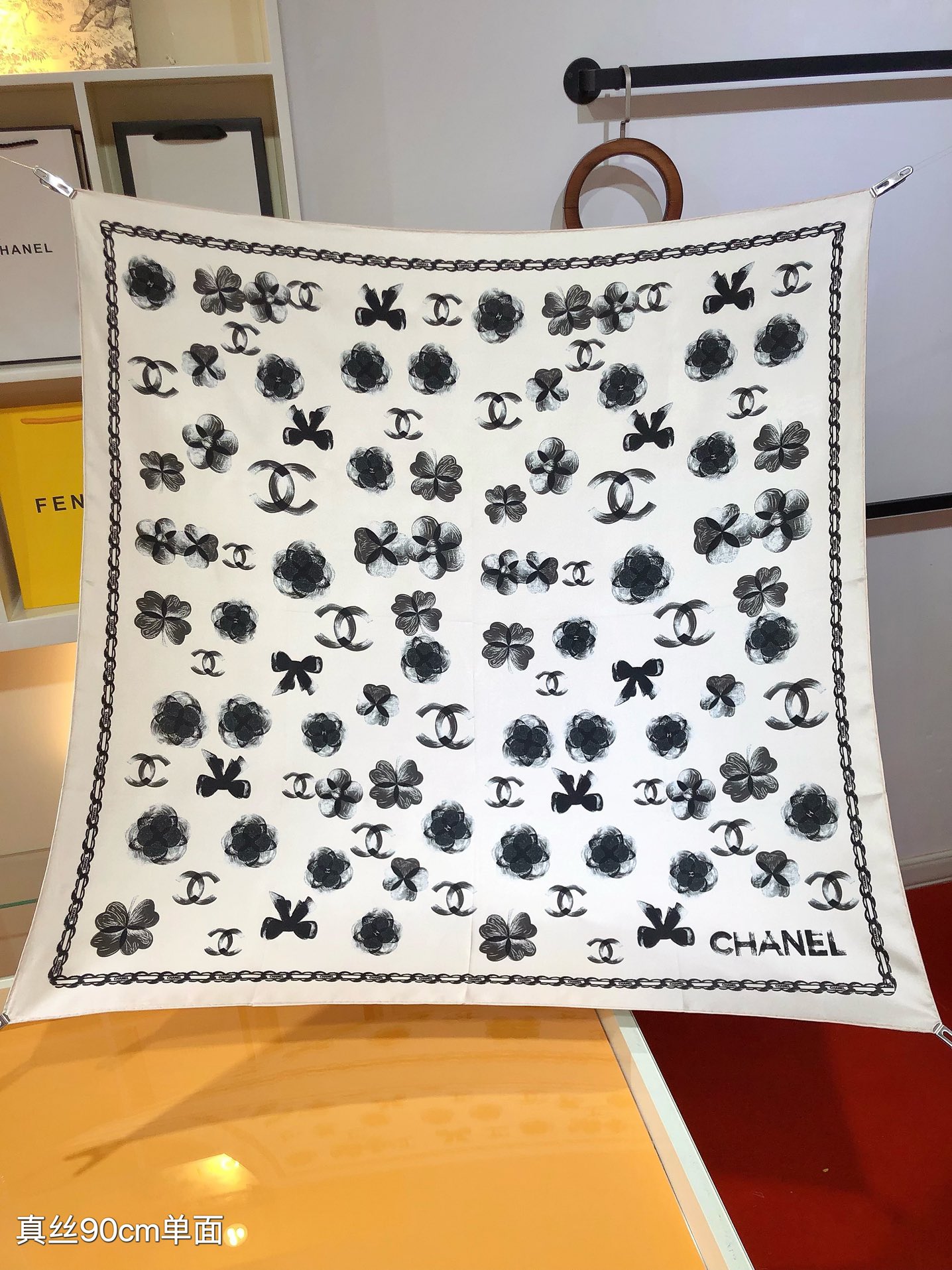 [TOP] CHANEL Silk Scarf 90 x 90 cm-2 Colors