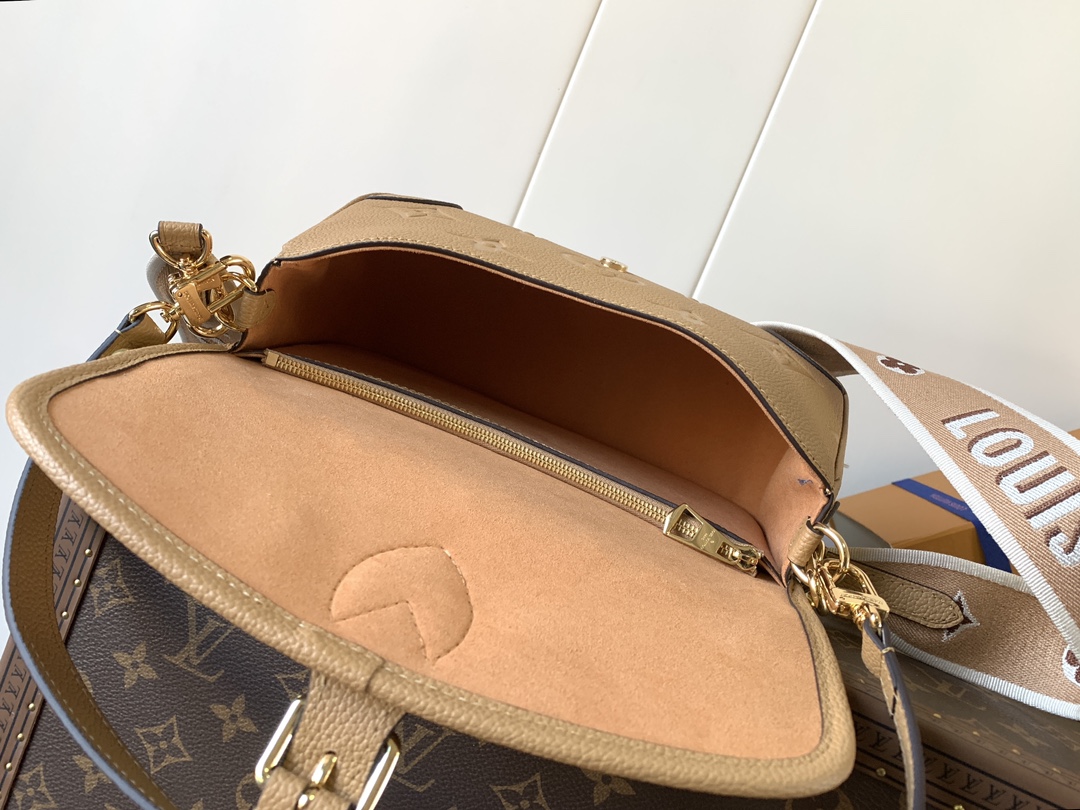 [TOP] Louis Vuitton LV Diane Bag 23 × 16 × 8.5 cm-Apricot