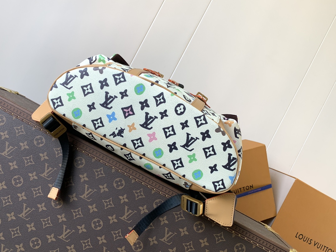 [TOP] Louis Vuitton LV Louis Vuitton x Tyler the Creator Christopher MM Backpack  41.0 x 48.0 x 13.0 cm - White