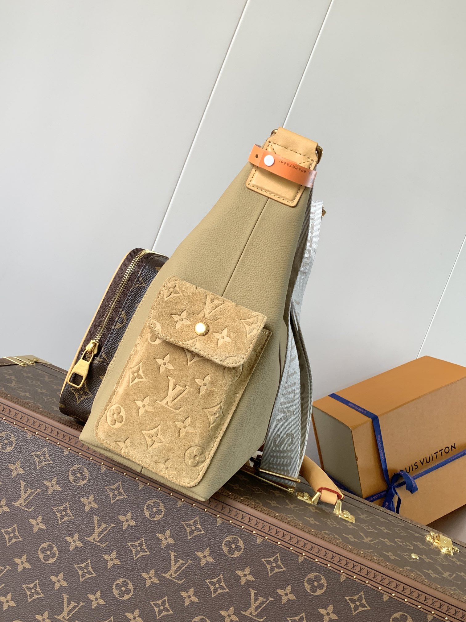 [TOP] Louis Vuitton LV Bag 30×31×10.8cm - Brown