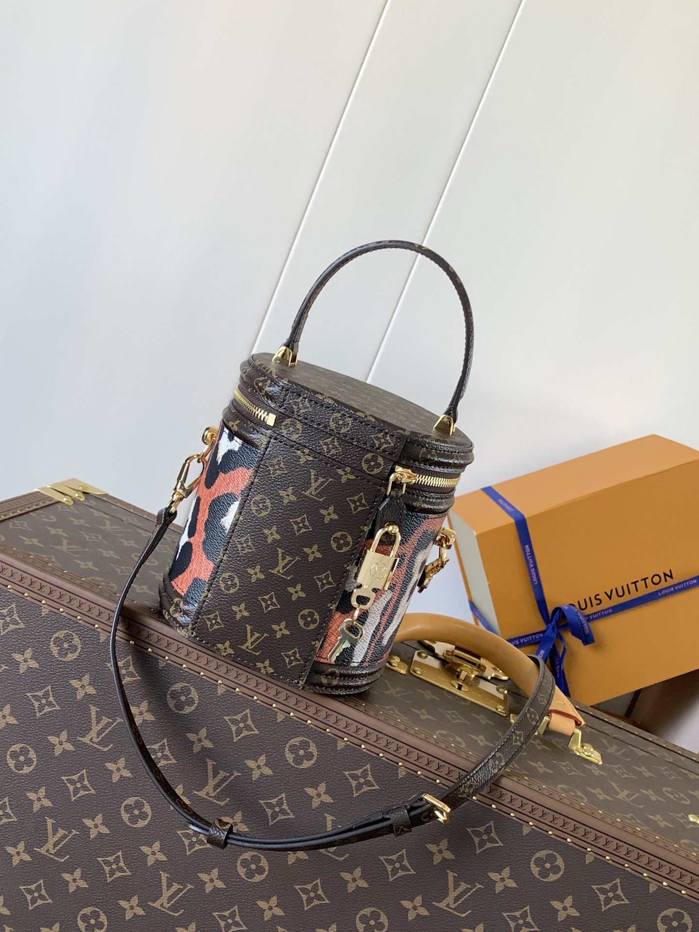 [TOP] Louis Vuitton LV VANITY Bag  15x17x15cm - Black and Red