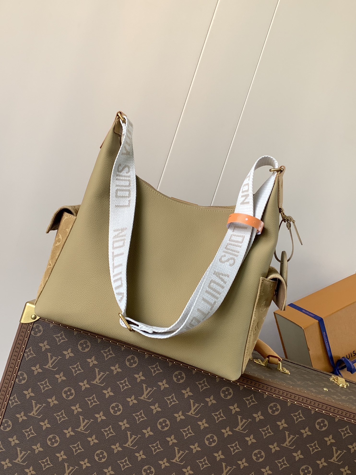 [TOP] Louis Vuitton LV Bag 30×31×10.8cm - Brown