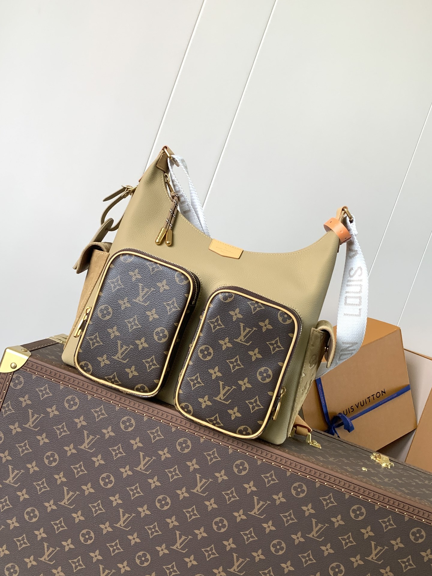 [TOP] Louis Vuitton LV Bag 30×31×10.8cm - Brown