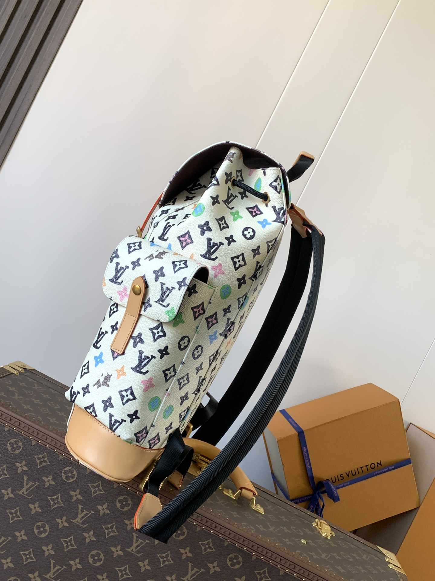 [TOP] Louis Vuitton LV Louis Vuitton x Tyler the Creator Christopher MM Backpack  41.0 x 48.0 x 13.0 cm - White