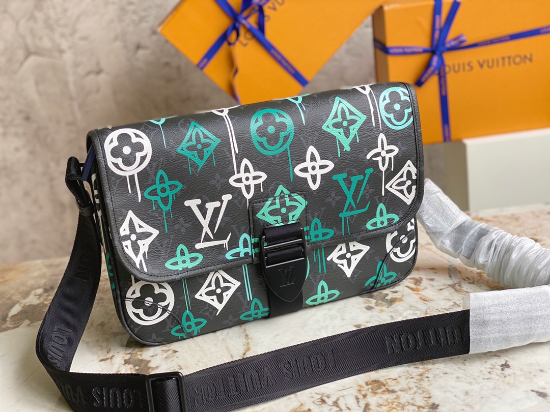 [TOP] Louis Vuitton LV Men's ARCHY Bag 35 x 24 x 8cm - Black