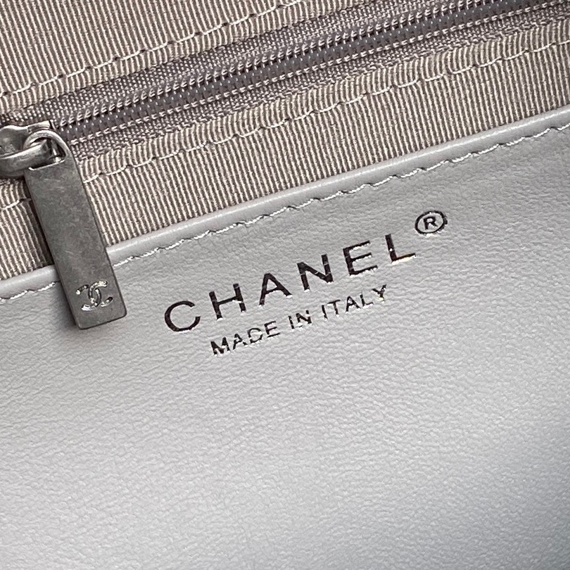 [TOP] CHANEL Hobo Bag Denim 27x35x18cm - Gray