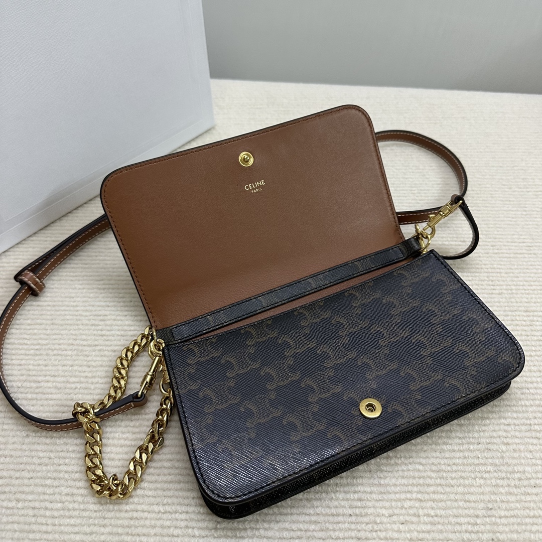 [TOP] CELINE Triomphe Chain Shoulder Bag Cowhide with Logo-printed 20.5x11x4cm - 2Colour