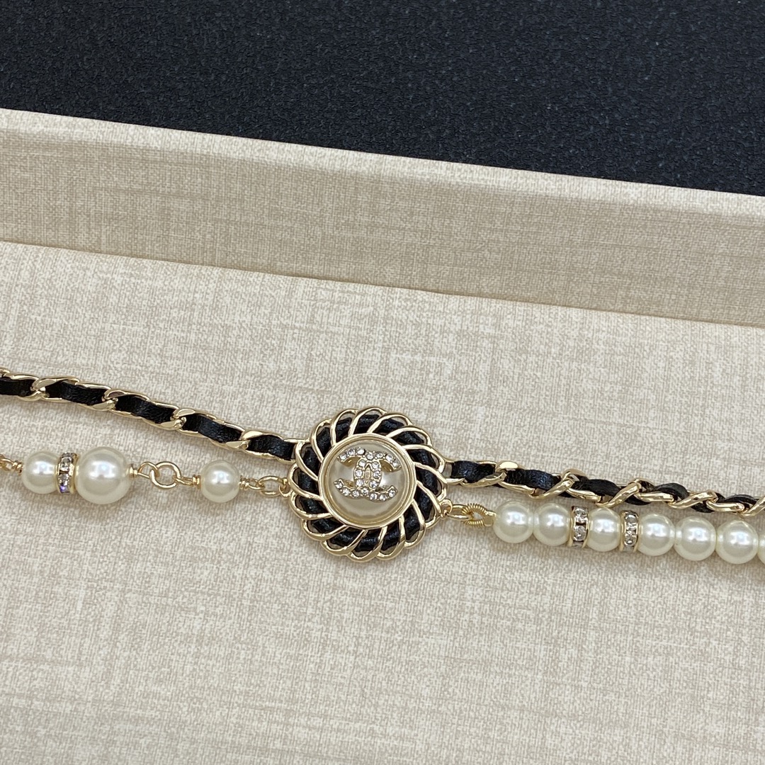 [TOP] CHANEL Necklace - Gold