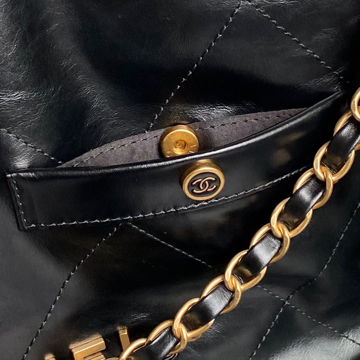[TOP] CHANEL 22 Bag with 2 Pockets 35x37x7cm/39x42x8cm - Black