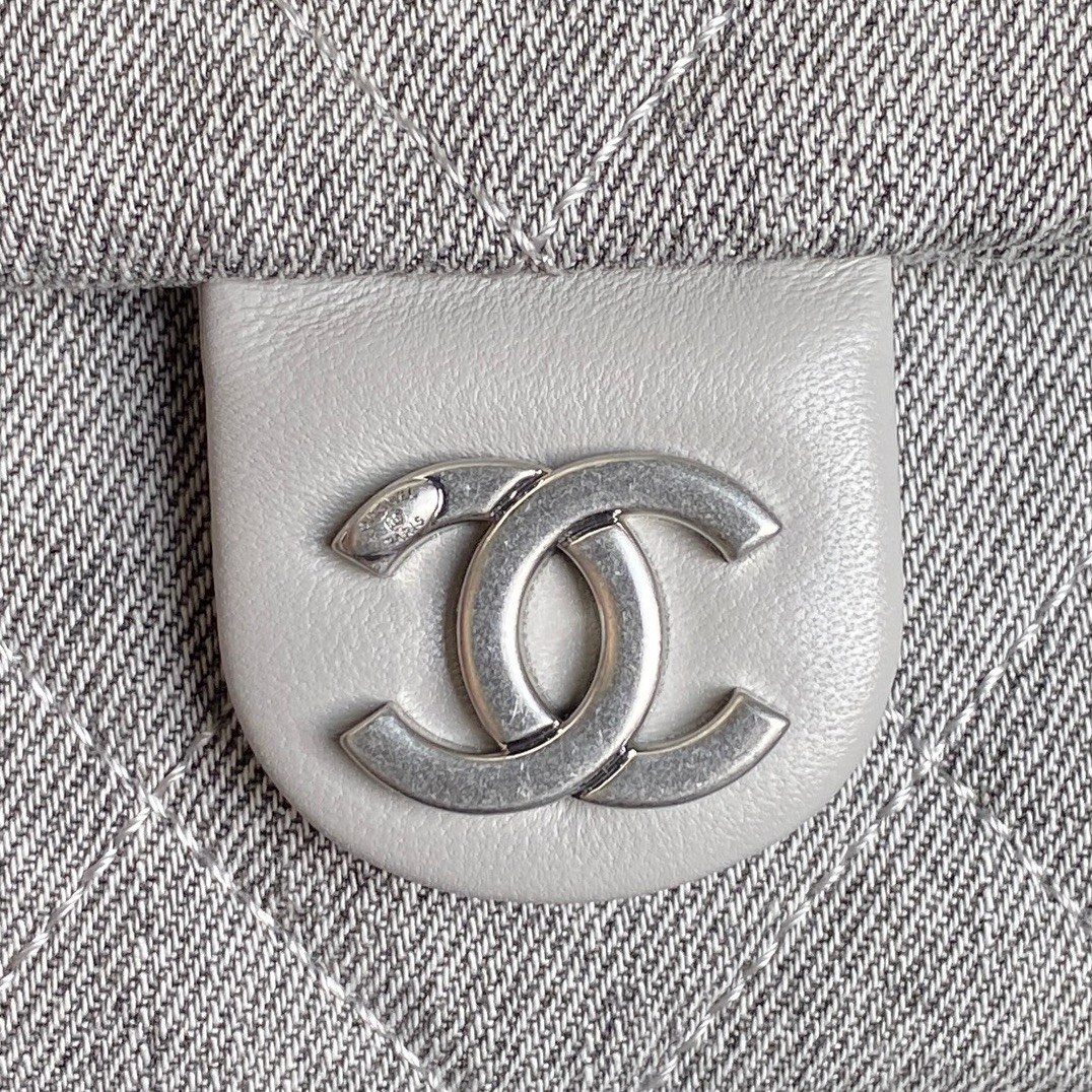 [TOP] CHANEL Hobo Bag Denim 27x35x18cm - Gray