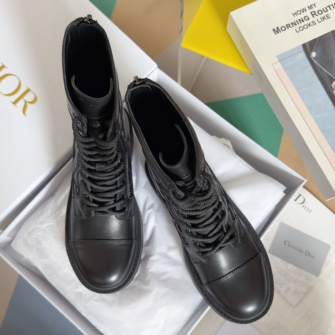 [TOP] Christian Dior Rattan Ankle Bootss Cowhide - 3 Colour