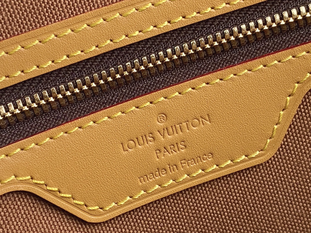 [TOP] Louis Vuitton LV Boulogne Bag 37*23*12.5cm - Brown