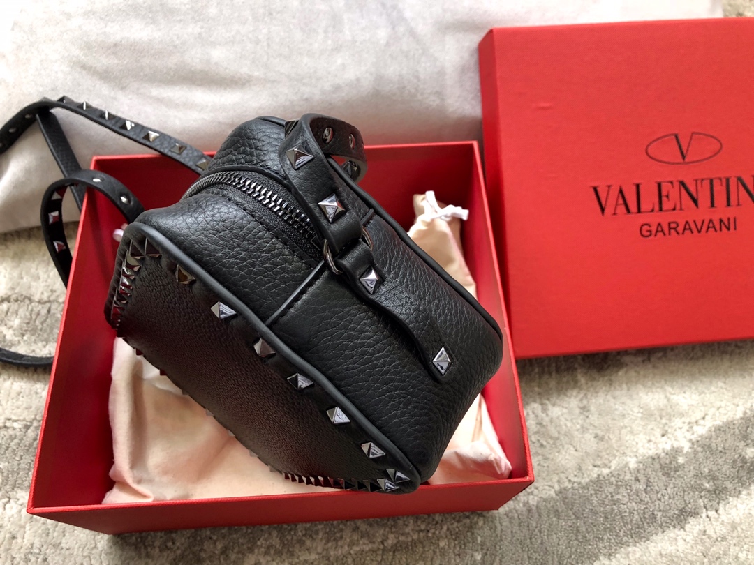 [TOP] VALENTINO Rockstud Crossbody Bag 20x15x7cm - 3 Color