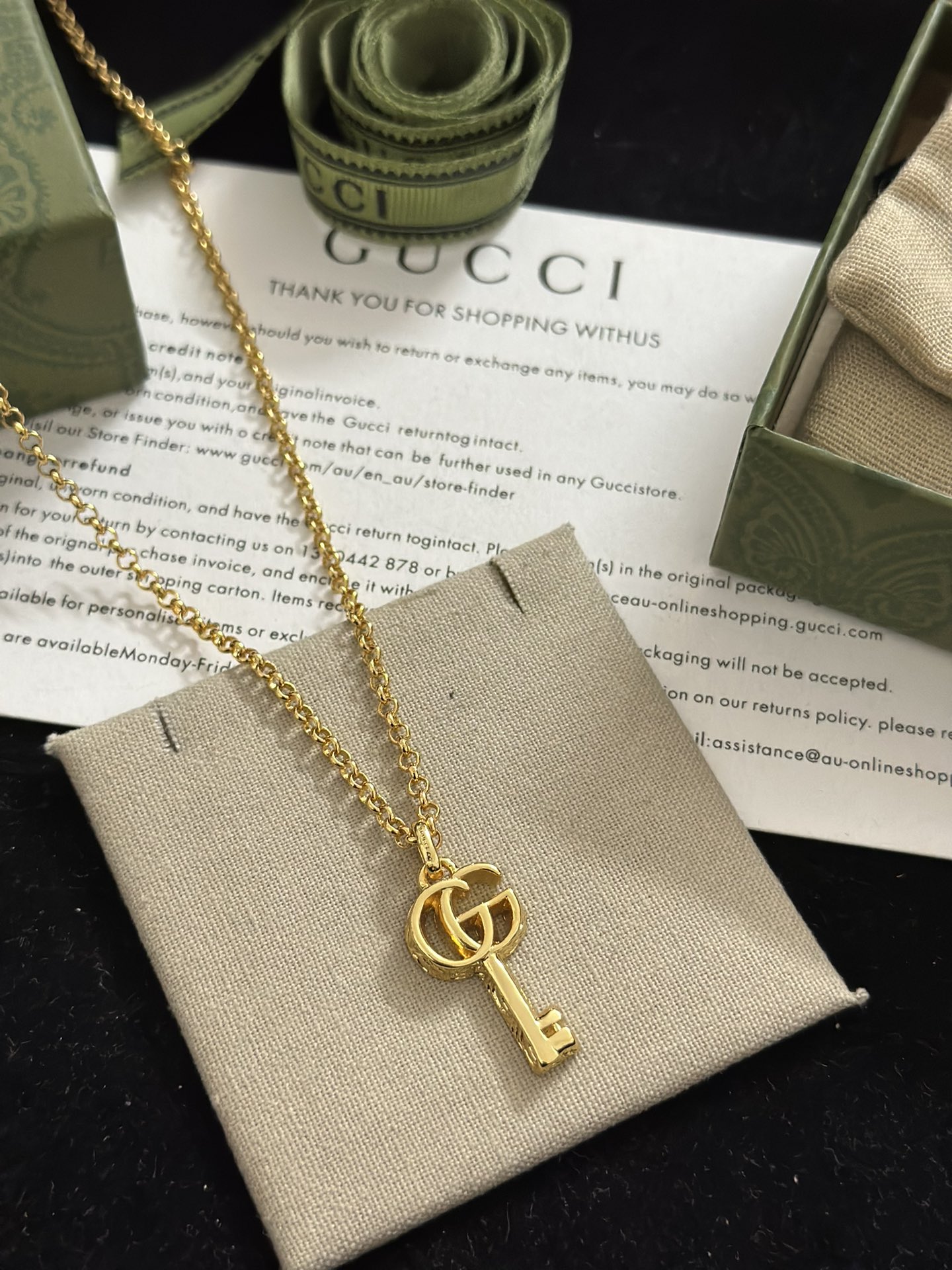 [TOP] GUCCI GG Key Necklace - Gold