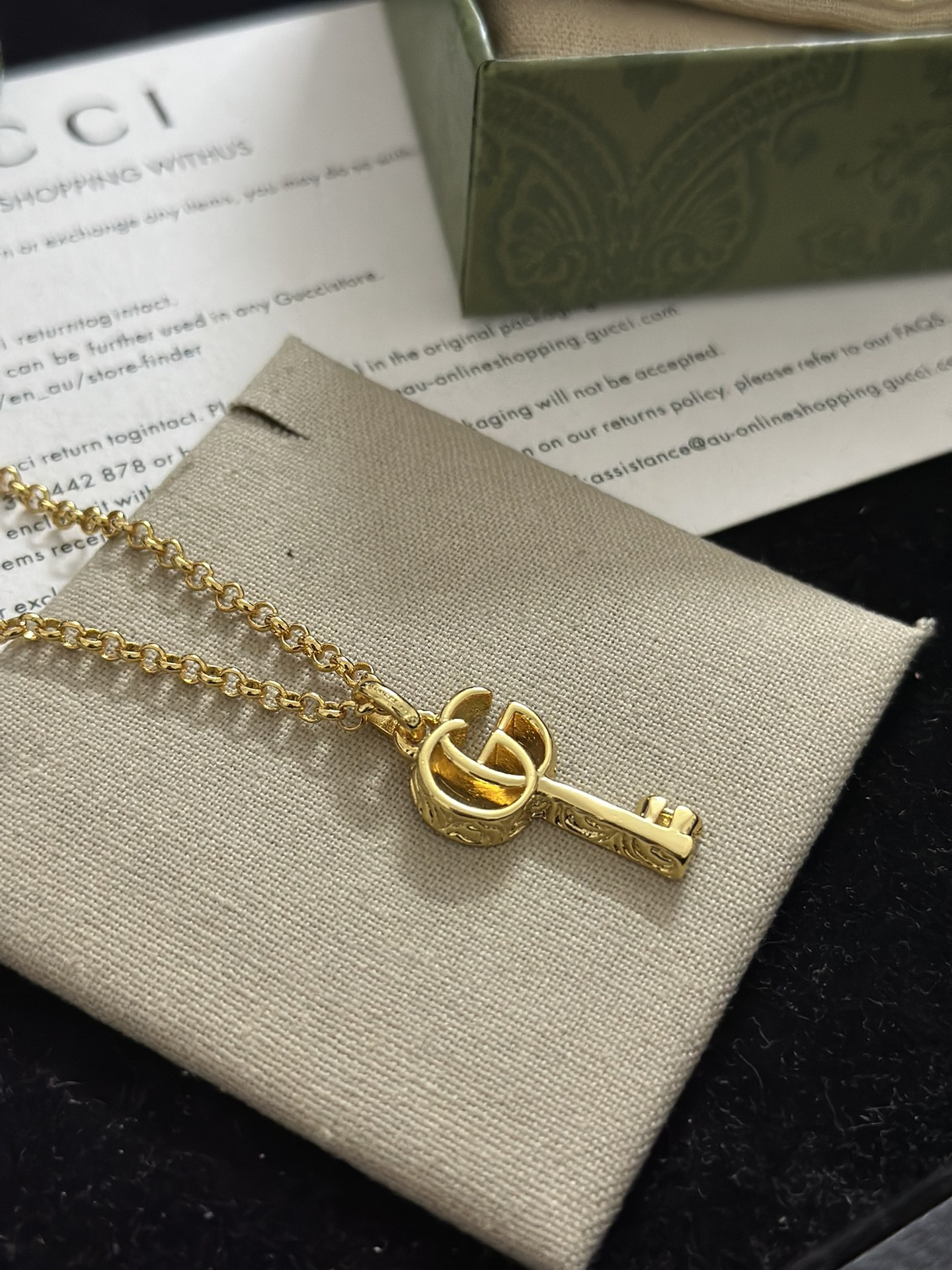 [TOP] GUCCI GG Key Necklace - Gold