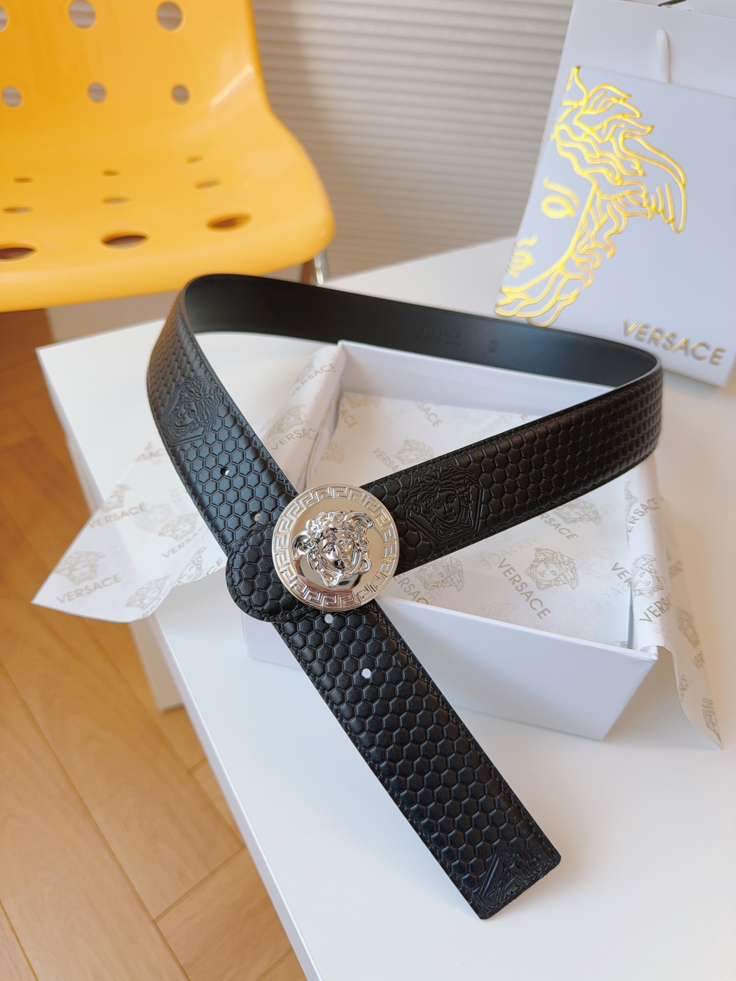 [TOP] VERSACE Cowhide Medusa Belts 4cm- Black