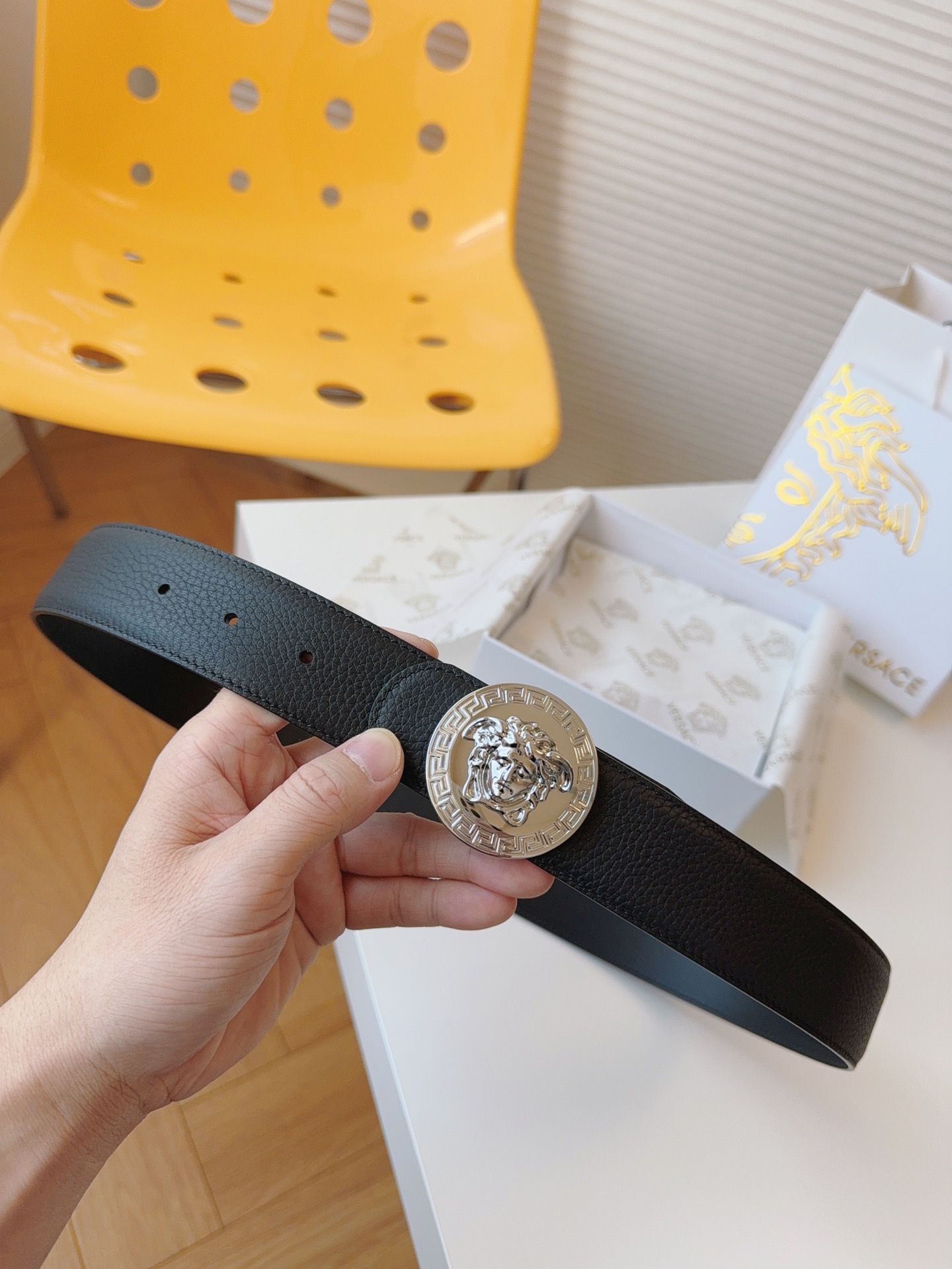 [TOP] VERSACE Cowhide Medusa Belts 4cm- Black