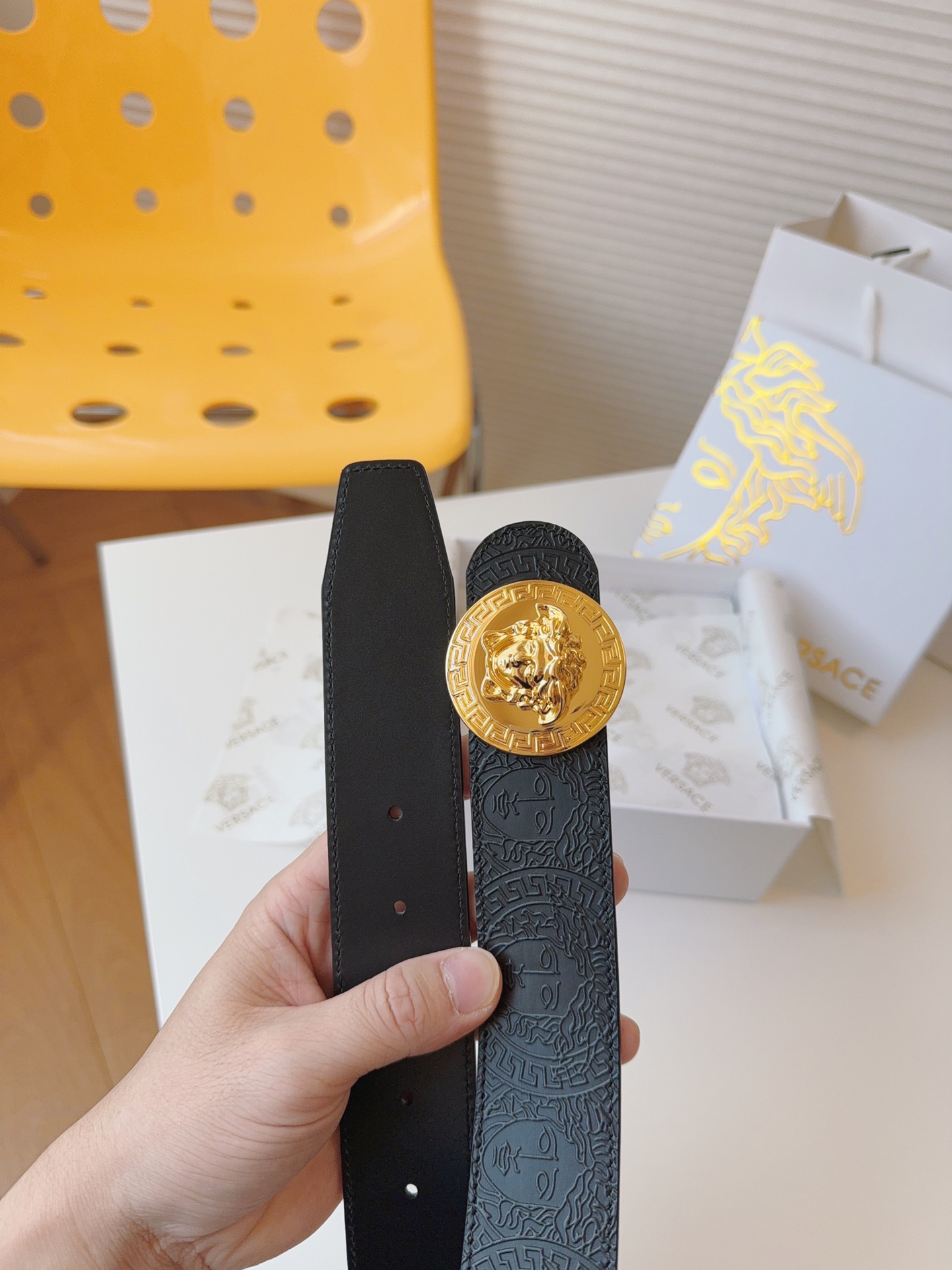 [TOP] VERSACE Cowhide Medusa Belts 4cm- Black
