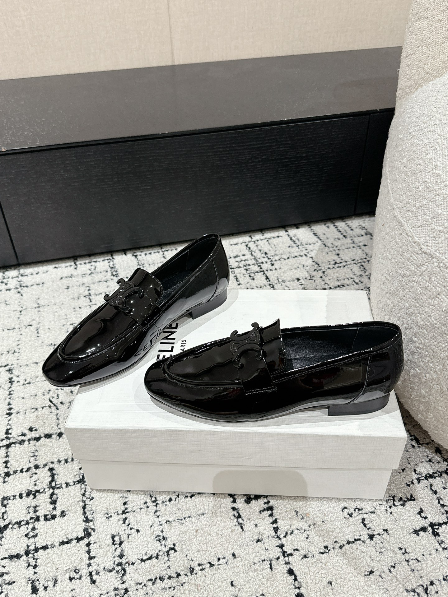 [TOP] CELINE Cowhide Leather Shoes - 3 Colour