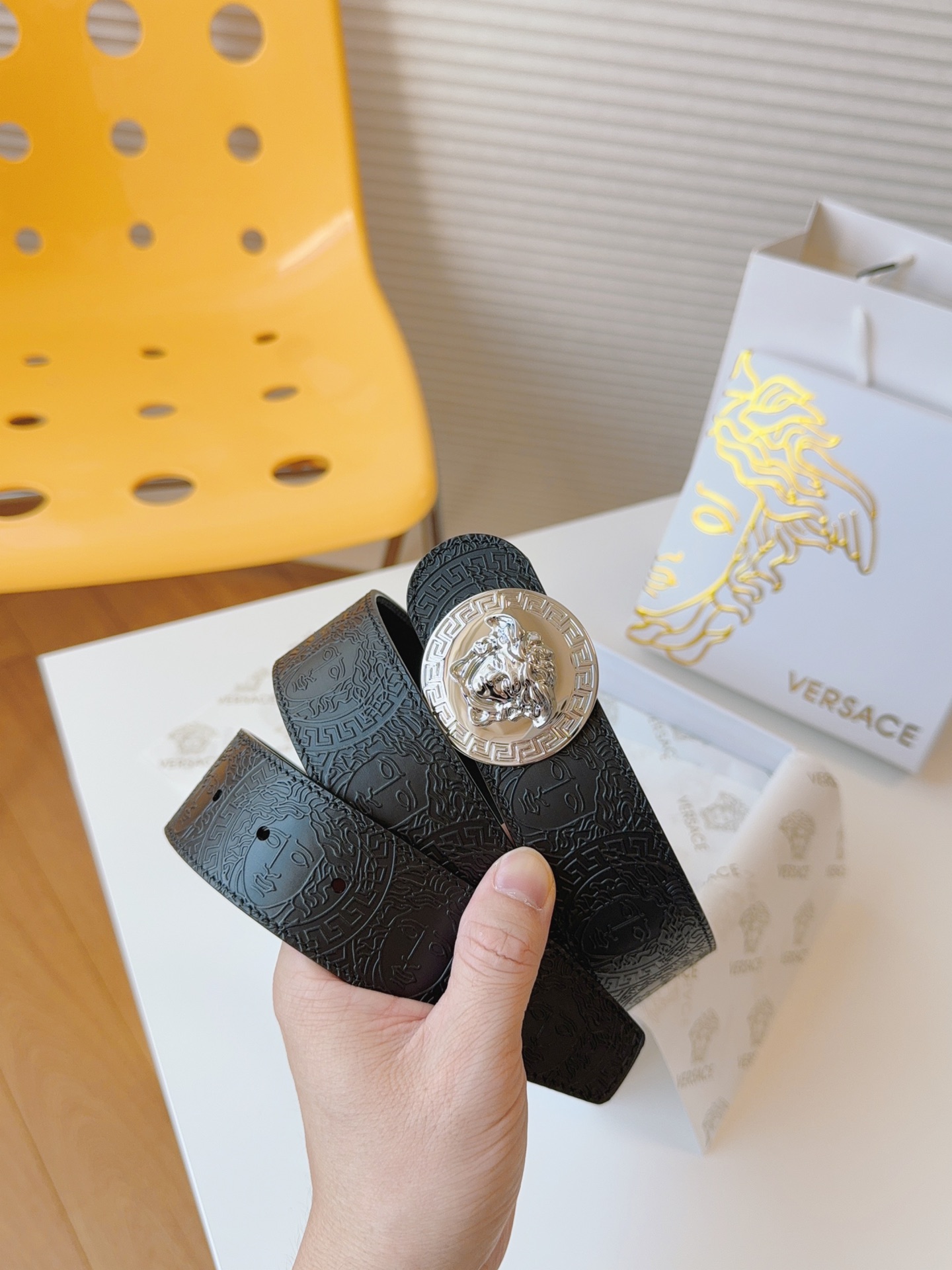 [TOP] VERSACE Cowhide Medusa Belts 4cm- Black