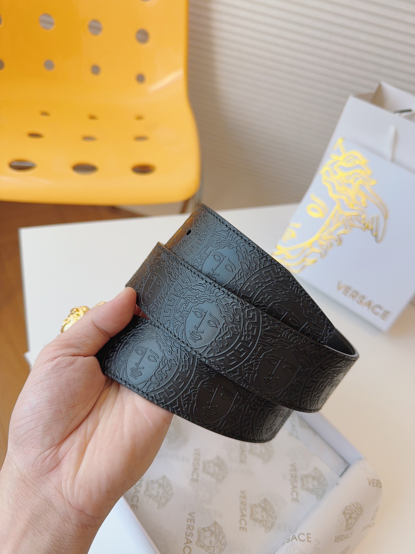 [TOP] VERSACE Cowhide Medusa Belts 4cm- Black
