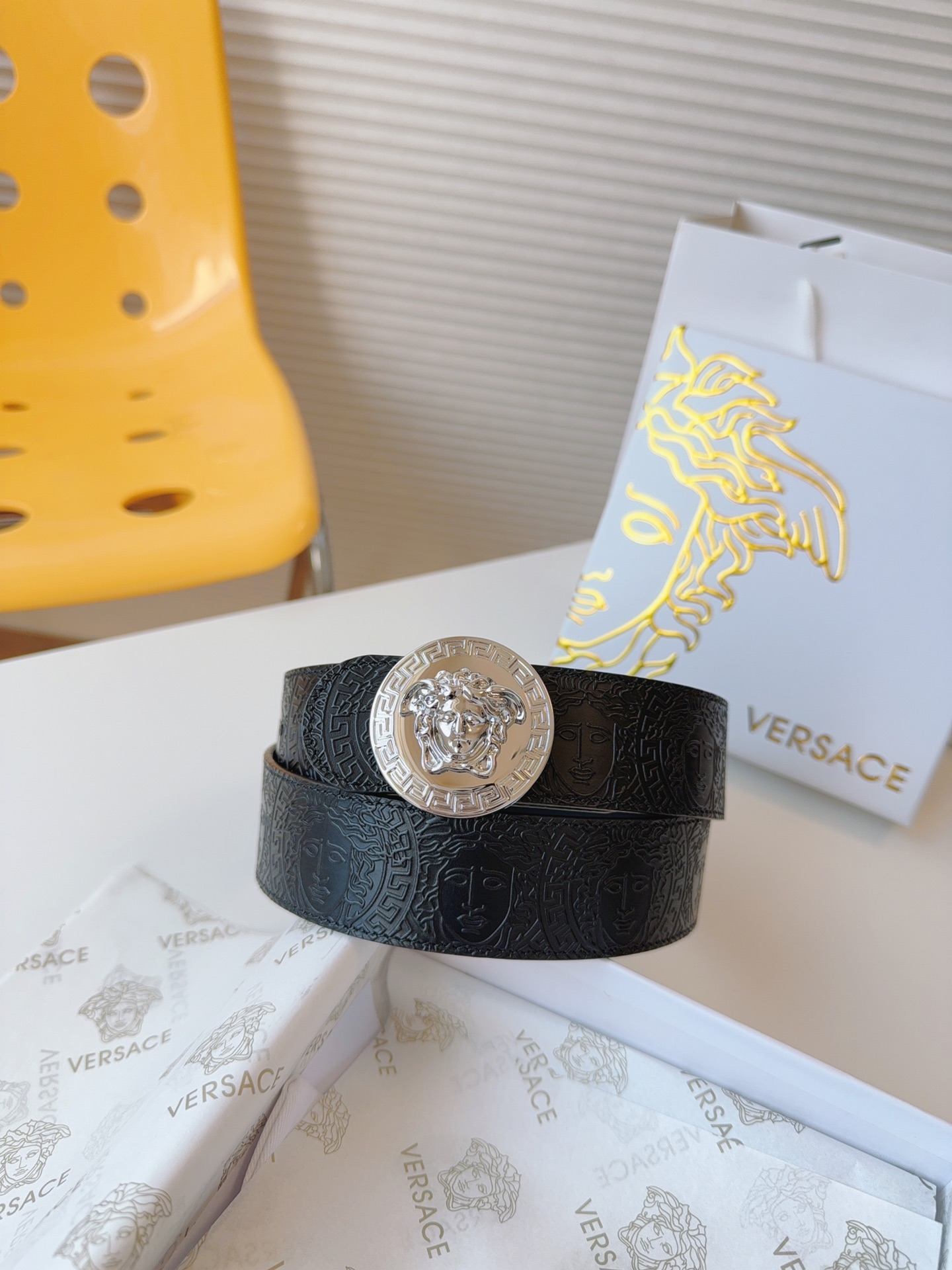 [TOP] VERSACE Cowhide Medusa Belts 4cm- Black
