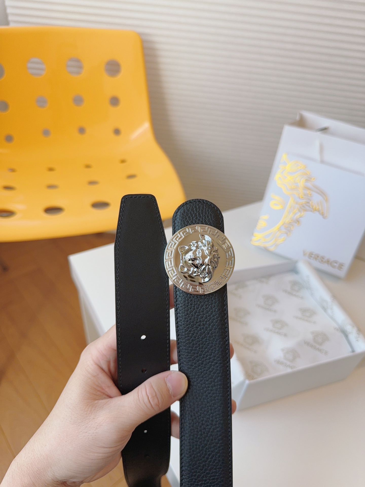 [TOP] VERSACE Cowhide Medusa Belts 4cm- Black