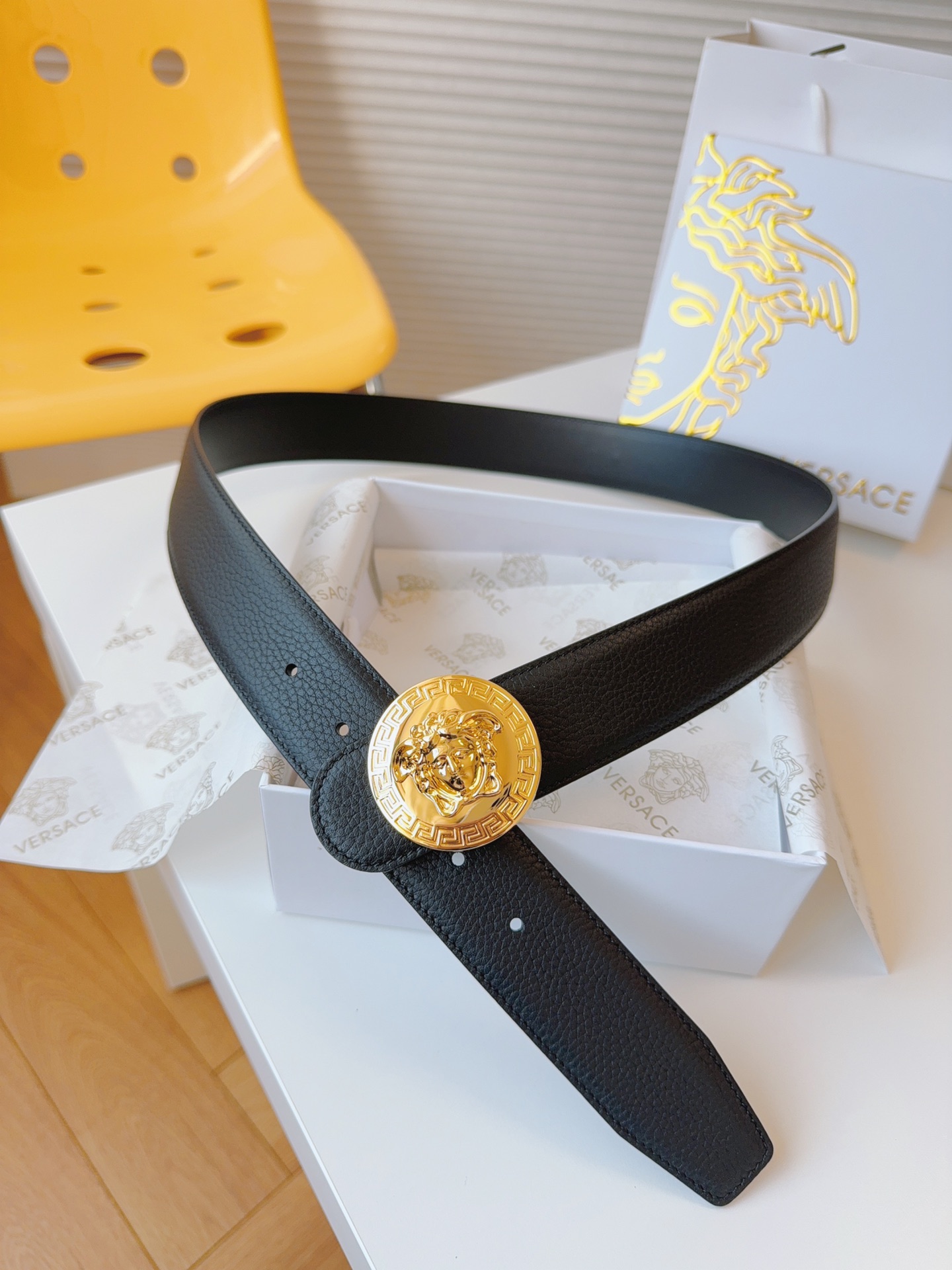 [TOP] VERSACE Cowhide Medusa Belts 4cm- Black