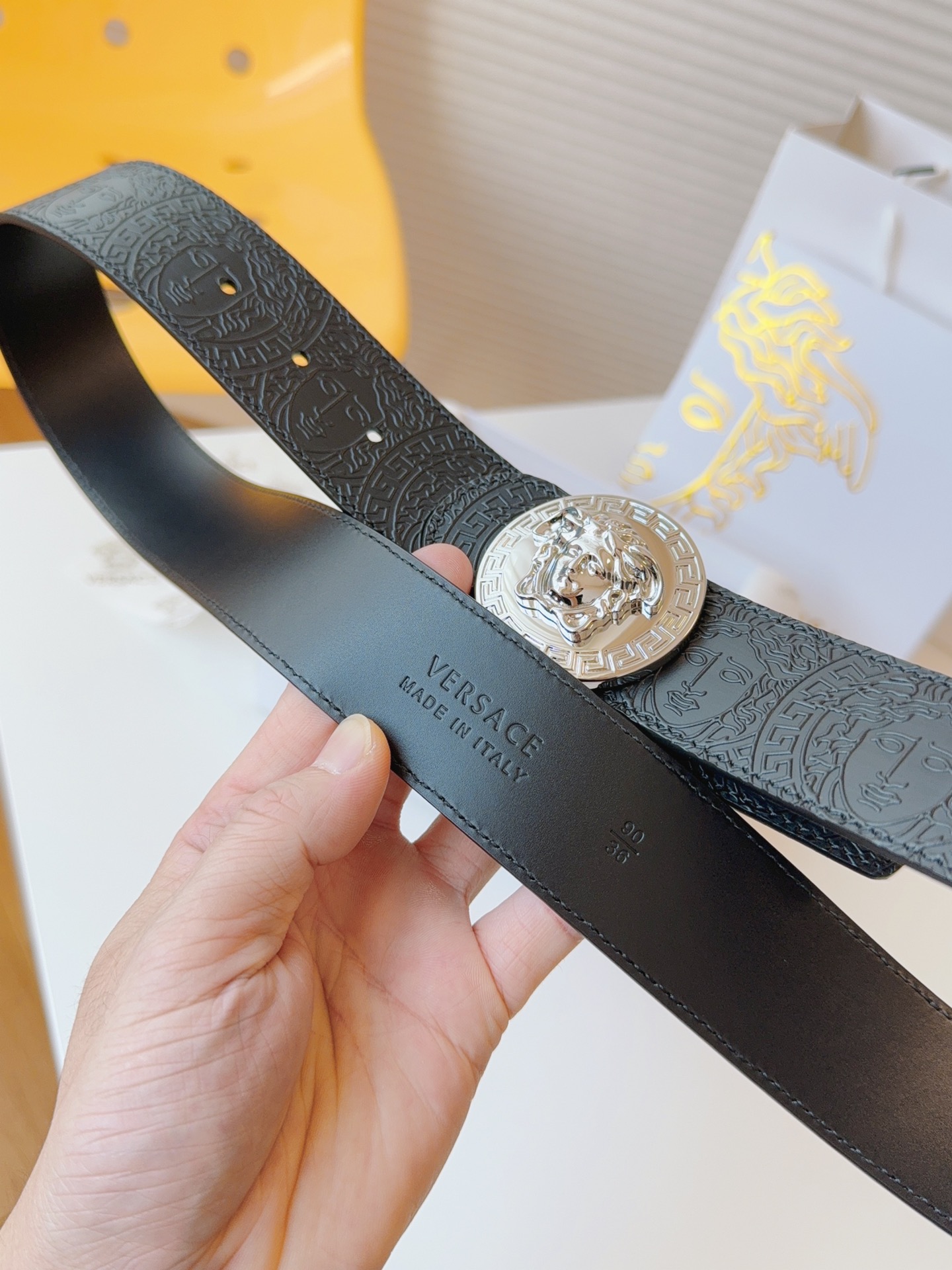 [TOP] VERSACE Cowhide Medusa Belts 4cm- Black