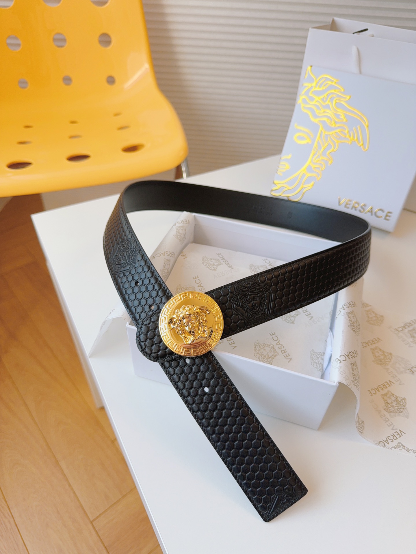 [TOP] VERSACE Cowhide Medusa Belts 4cm- Black