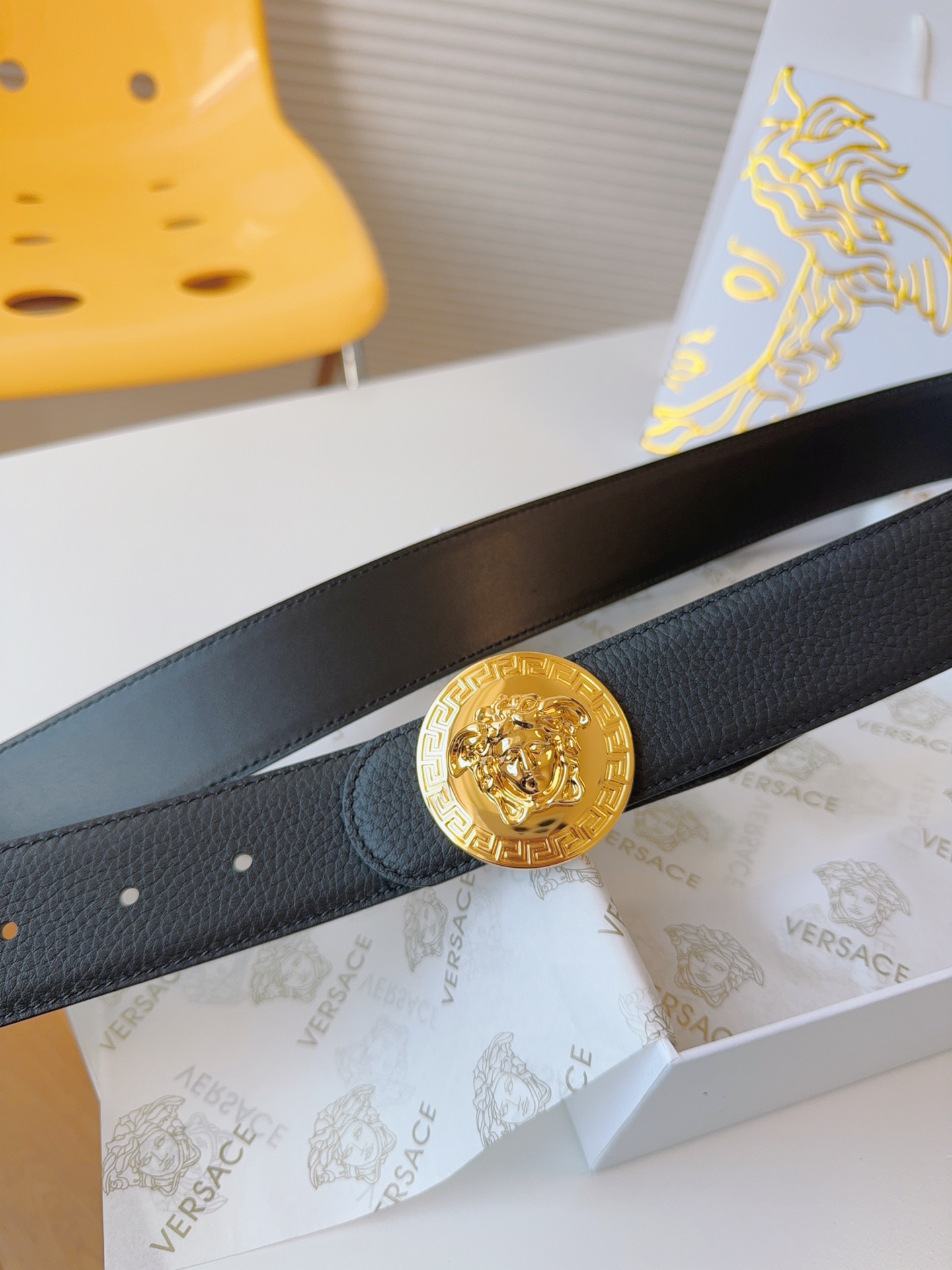 [TOP] VERSACE Cowhide Medusa Belts 4cm- Black