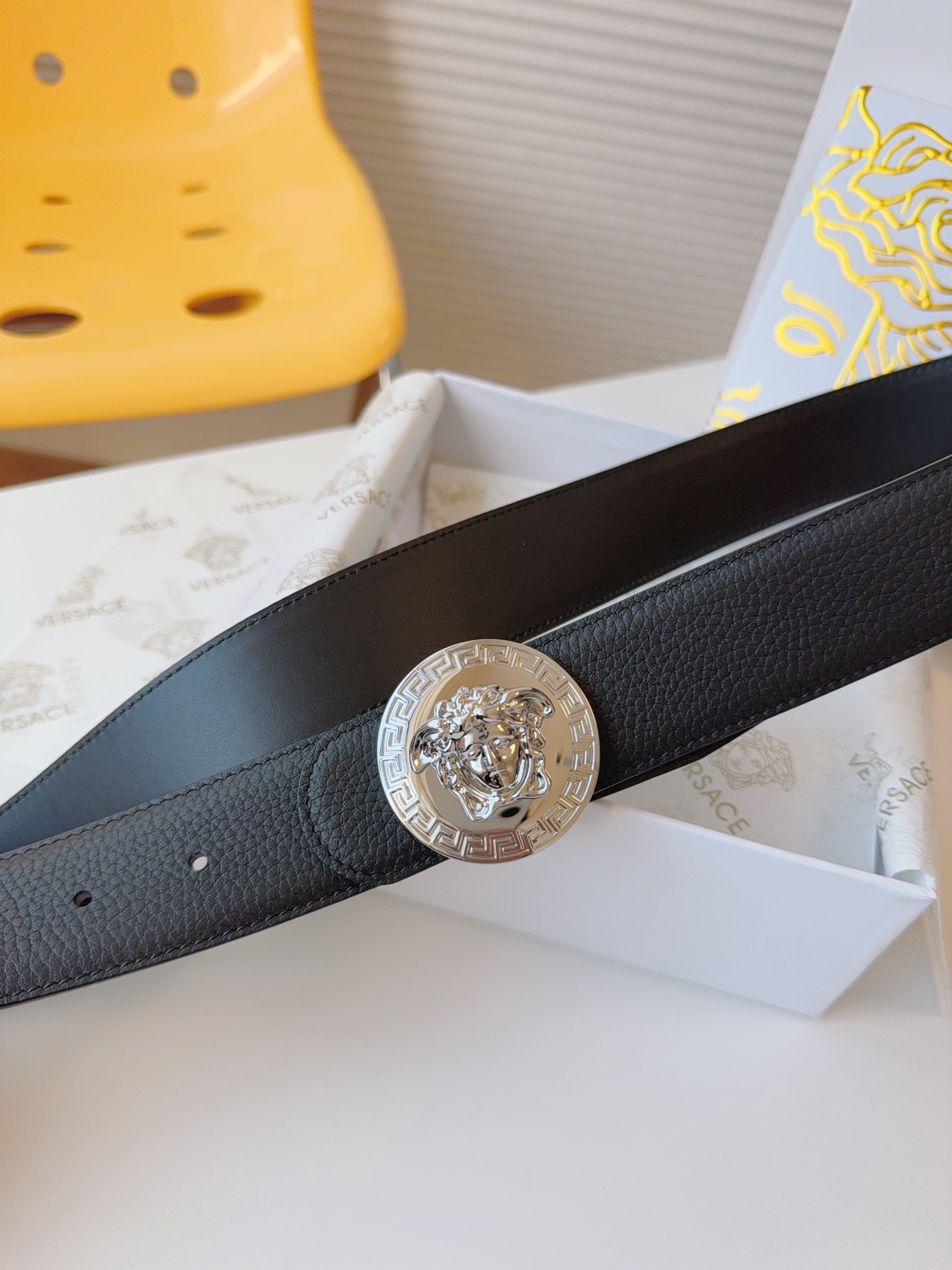 [TOP] VERSACE Cowhide Medusa Belts 4cm- Black