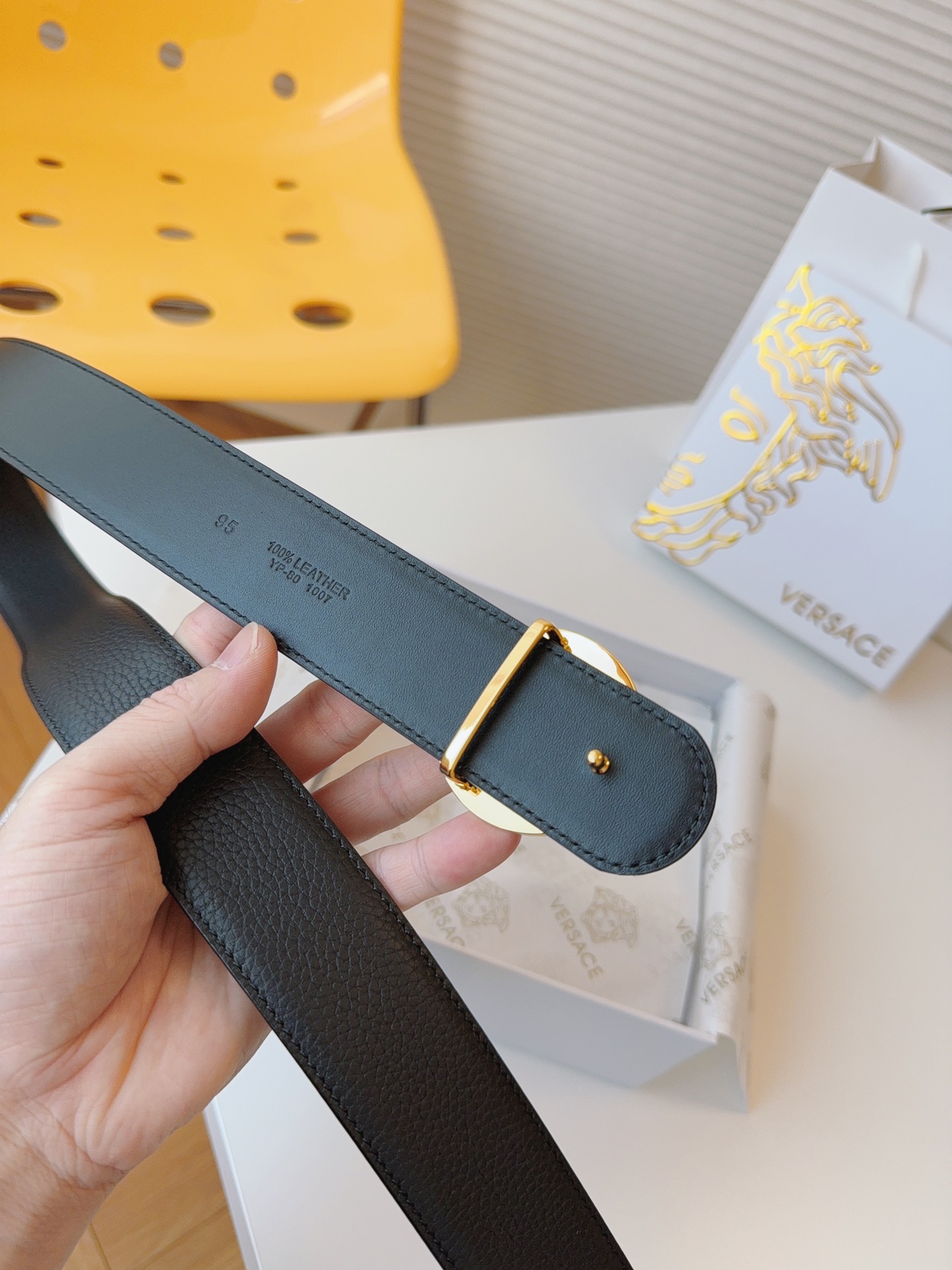 [TOP] VERSACE Cowhide Medusa Belts 4cm- Black