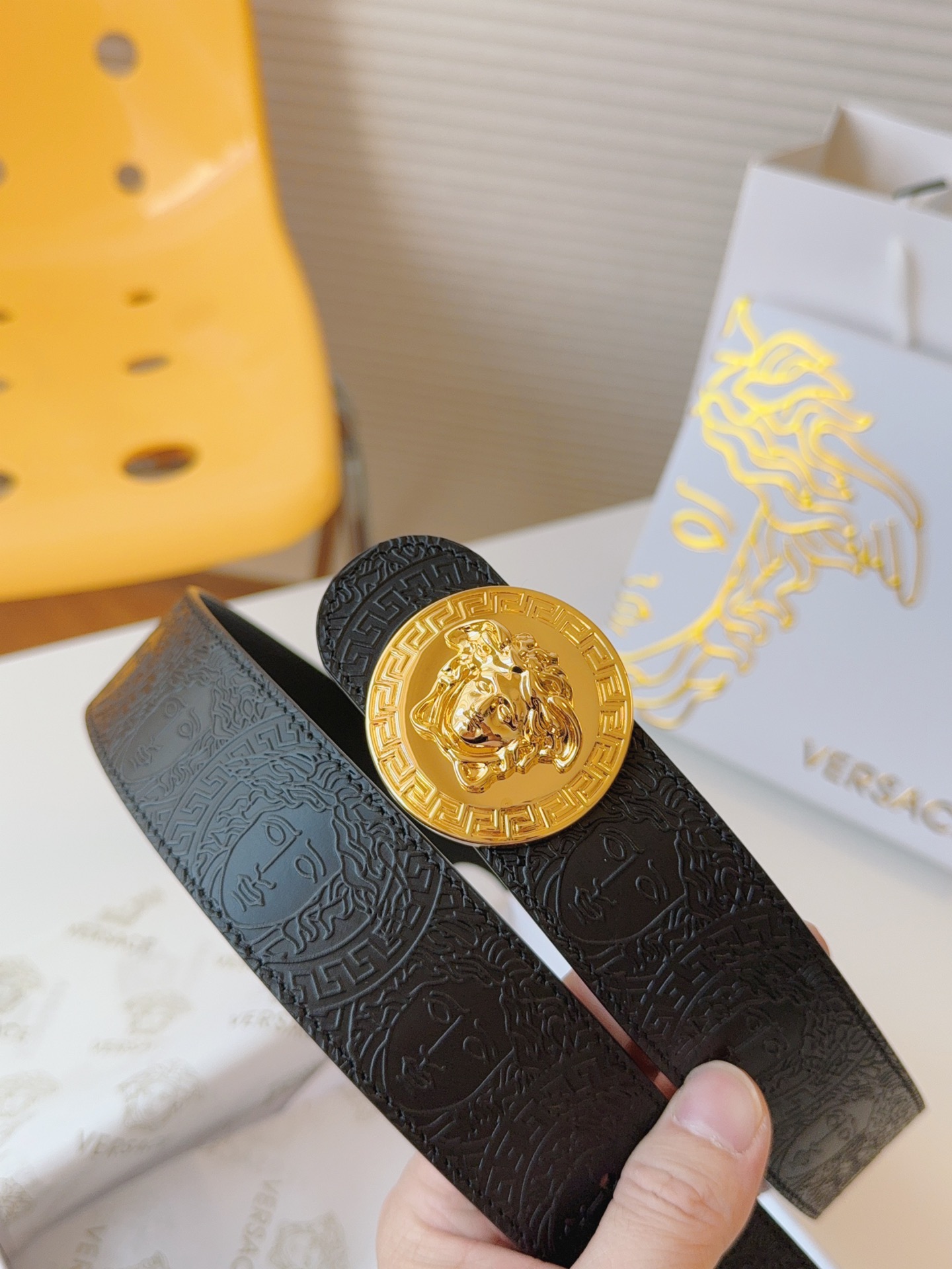 [TOP] VERSACE Cowhide Medusa Belts 4cm- Black
