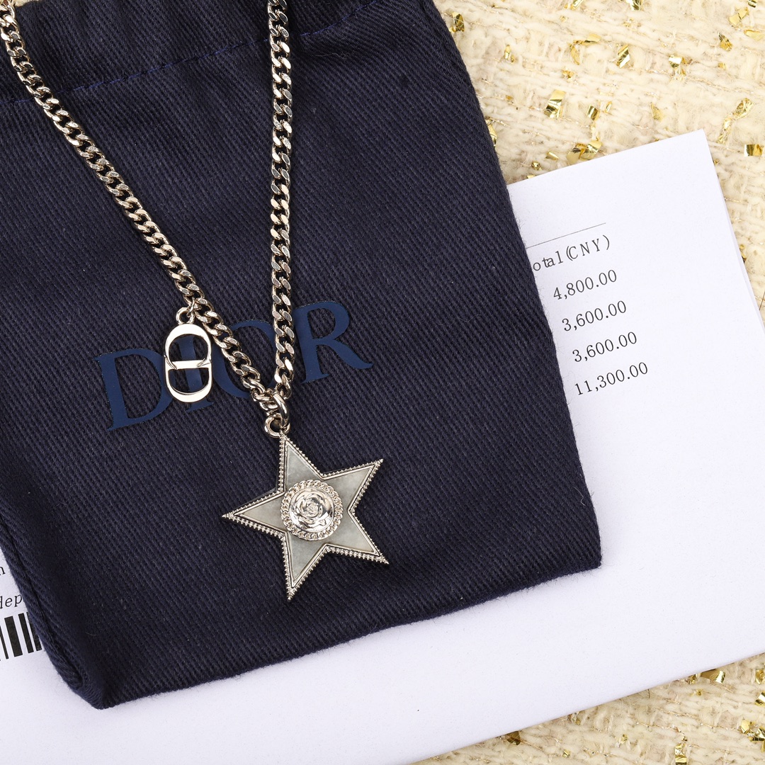 [TOP] Christian Dior Five-Pointed Star Necklace - Silver