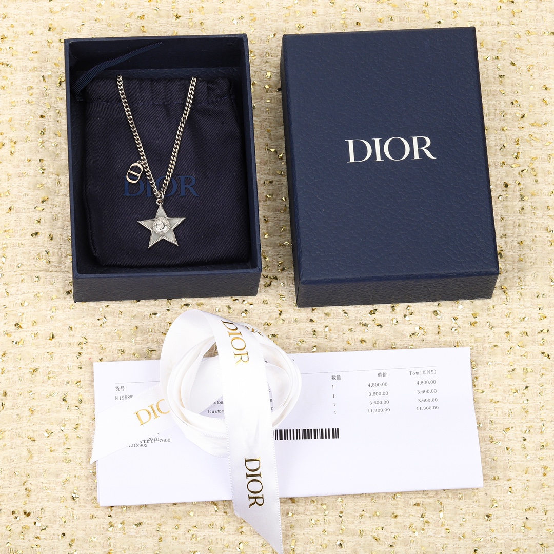 [TOP] Christian Dior Five-Pointed Star Necklace - Silver