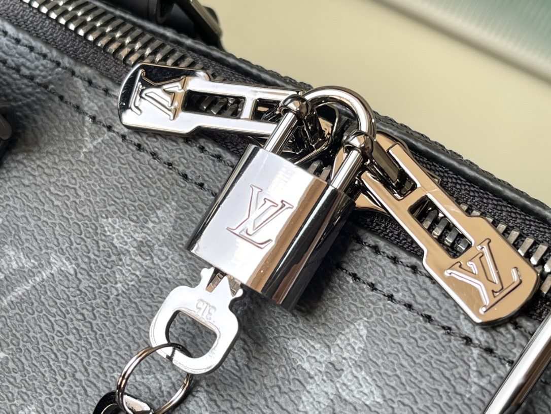 [TOP] Louis Vuitton LV Keepall 45 Travel Bag  45X27X20cm - Black