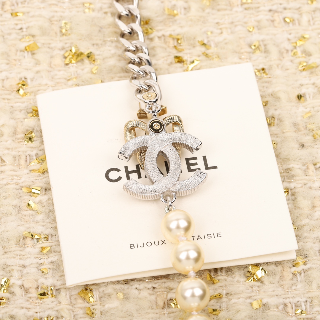 [TOP] CHANEL Pearl Necklace - Silver