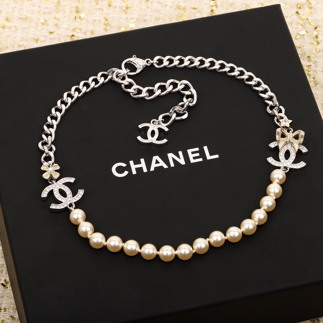 [TOP] CHANEL Pearl Necklace - Silver