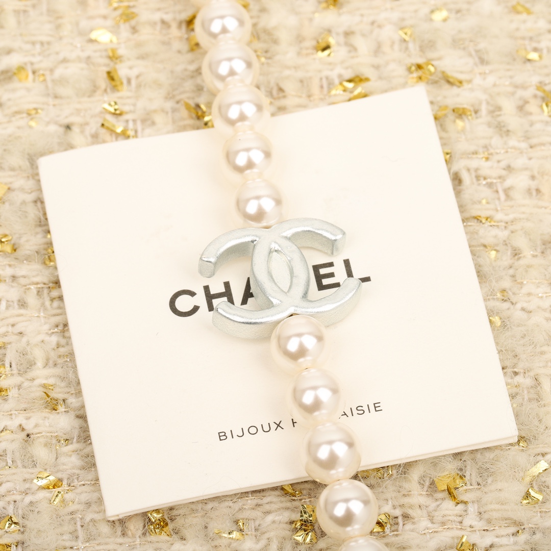 [TOP] CHANEL Pearl Necklaces - Silver
