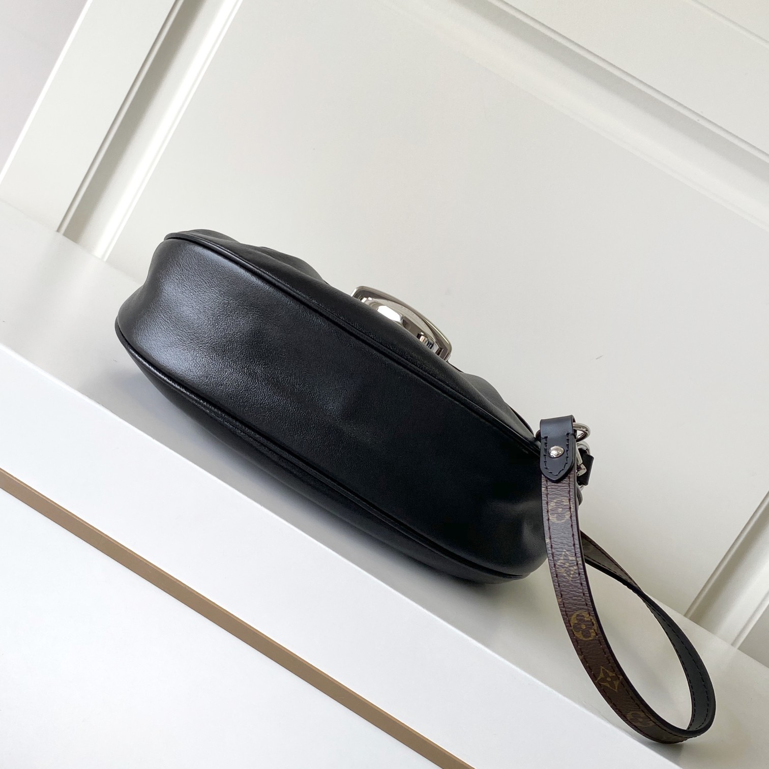 [TOP] Louis Vuitton LV SUNSET VIBE Bag 27x18x3cm - Black