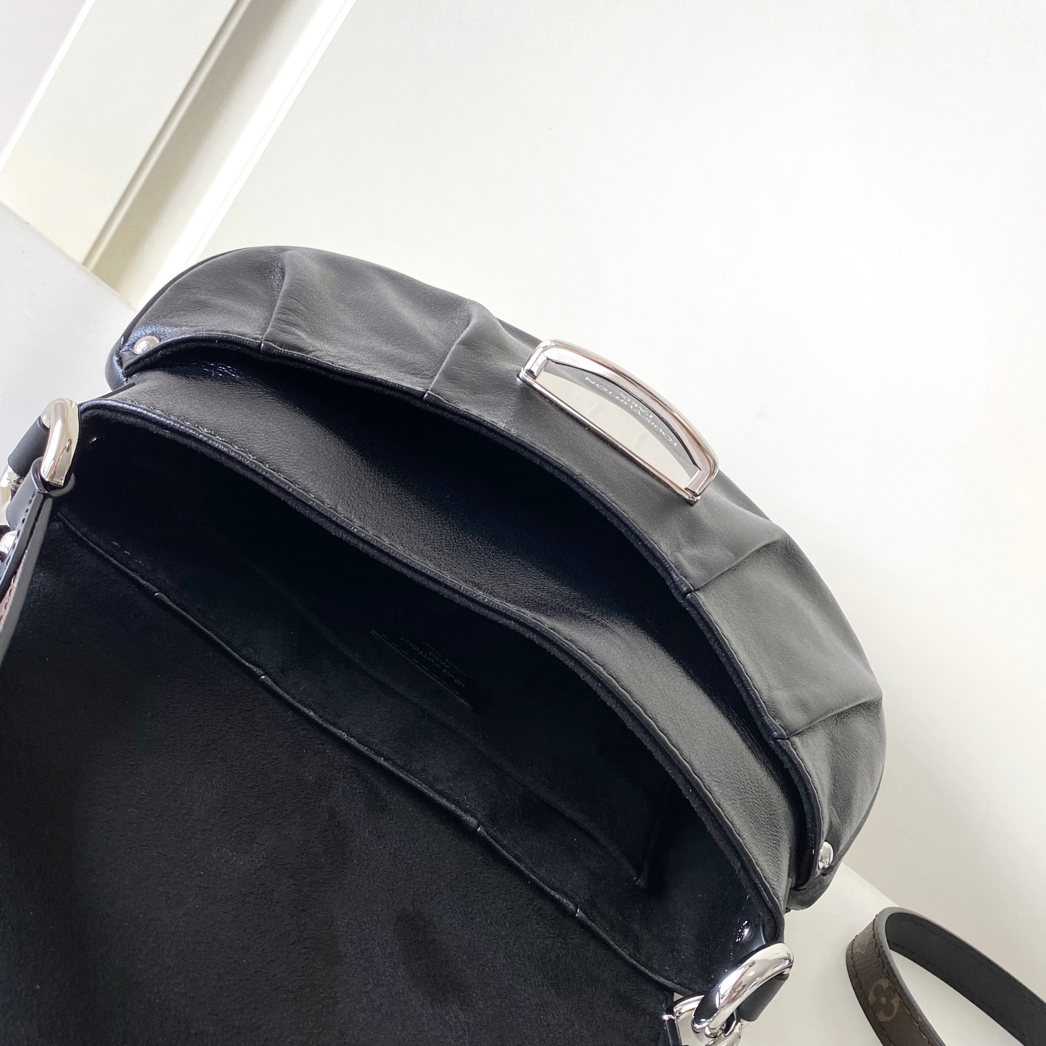 [TOP] Louis Vuitton LV SUNSET VIBE Bag 27x18x3cm - Black