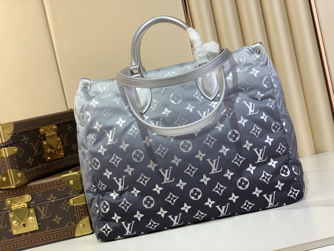 [TOP] Louis Vuitton LV On The Go Bag 27 x 14 x 35 cm - Grey