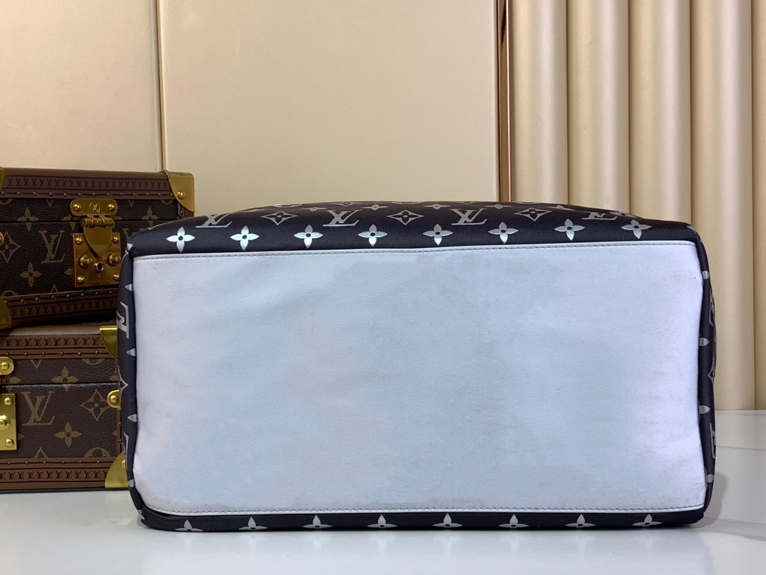 [TOP] Louis Vuitton LV On The Go Bag 27 x 14 x 35 cm - Grey