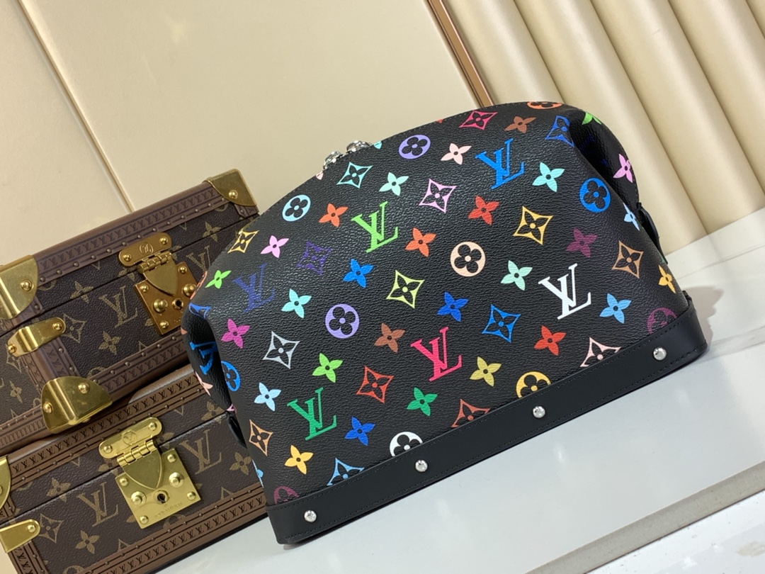 [TOP] Louis Vuitton LV Pochette Cosmétique Cosmetic Bag 2 Sizes - 2 Colors