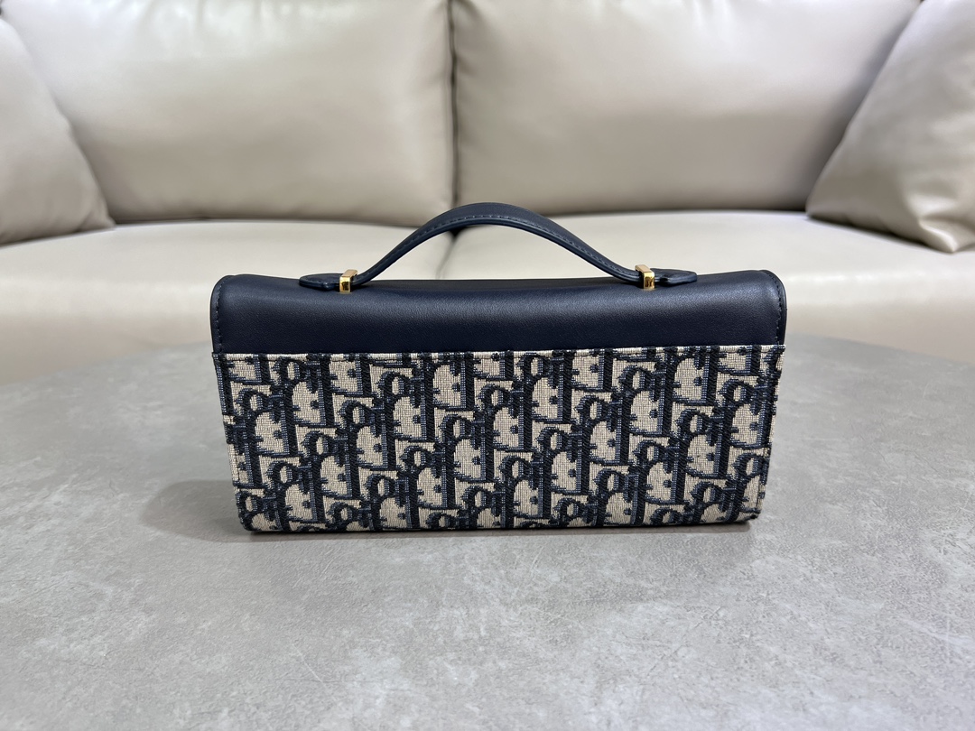 [TOP] Christian Dior Miss Caro Top Handle Bag Sheepskin 24x12x4cm - Navy Blue